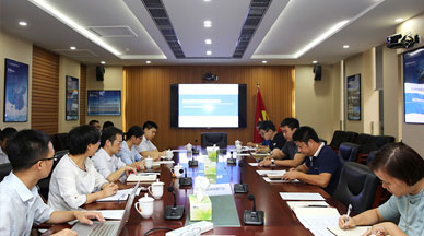 首發投資控股公司召開安全管理(lǐ)體系建設項目啓動會