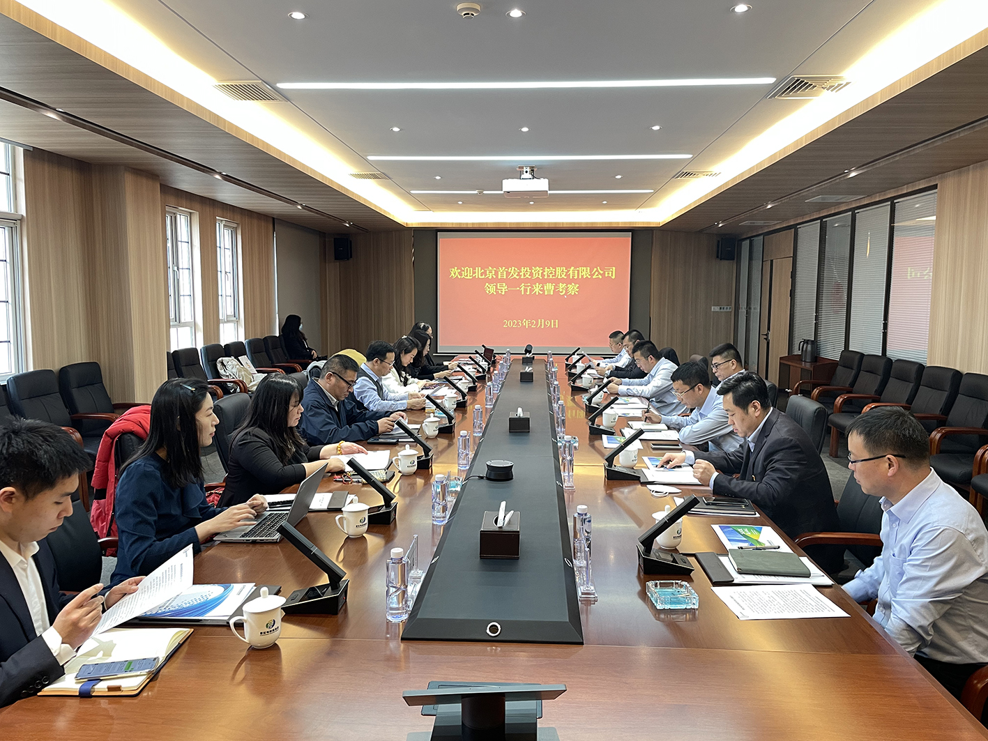 首發投資控股公司黨委書記、董事長(cháng)楊立帶隊到曹妃甸控股集團有(yǒu)限公司交流座談