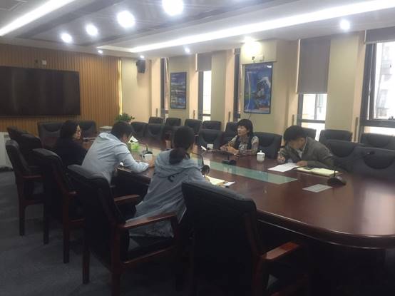 集團紀委書記郭愛琴檢查指導投資控股公司“兩節”及“十九大”期間工作
